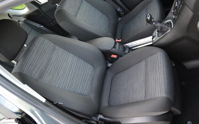 Opel Meriva cena 32900 przebieg: 179000, rok produkcji 2015 z Płock małe 596